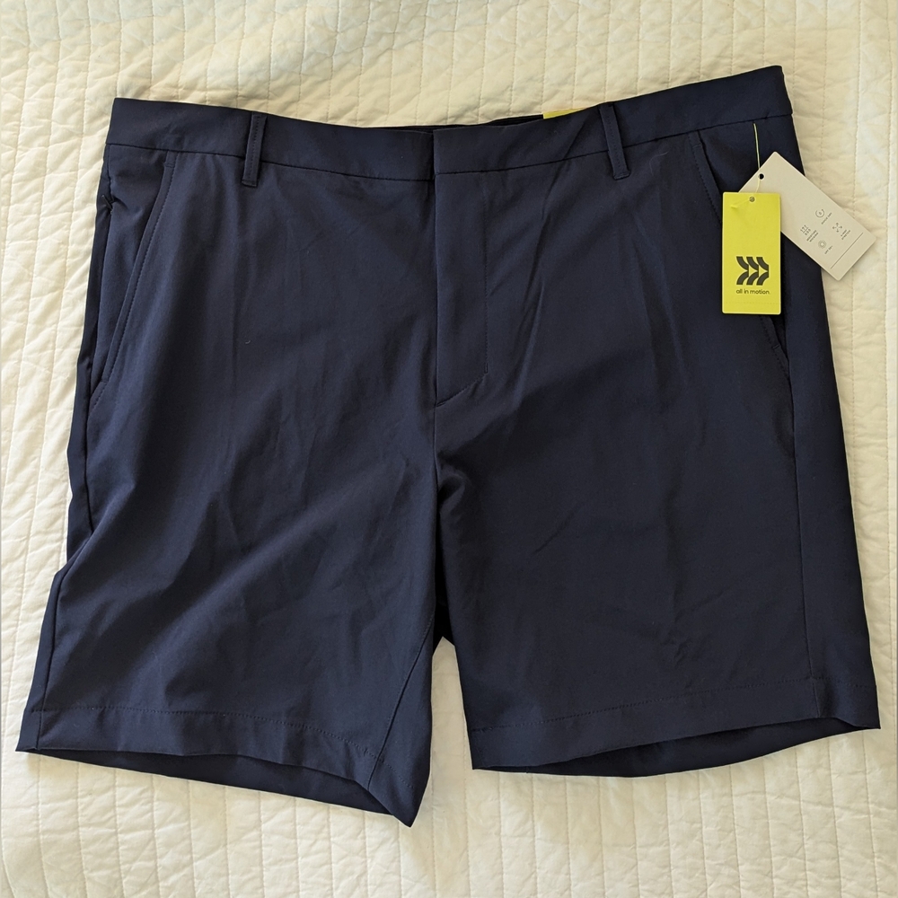 All in motion- 8 inch golf short